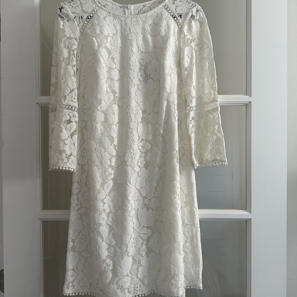 Vince Camuto 3/4 Sleeve White Lace Dress - Picture 2 of 8